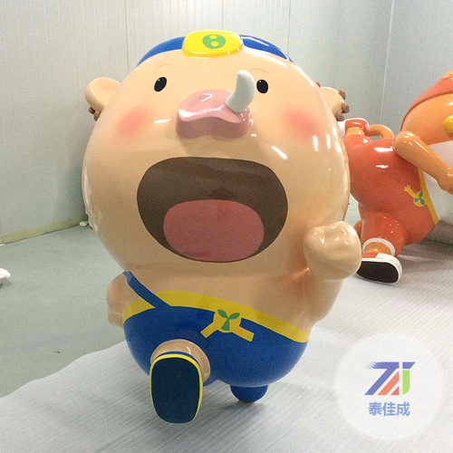 可爱动漫雕塑